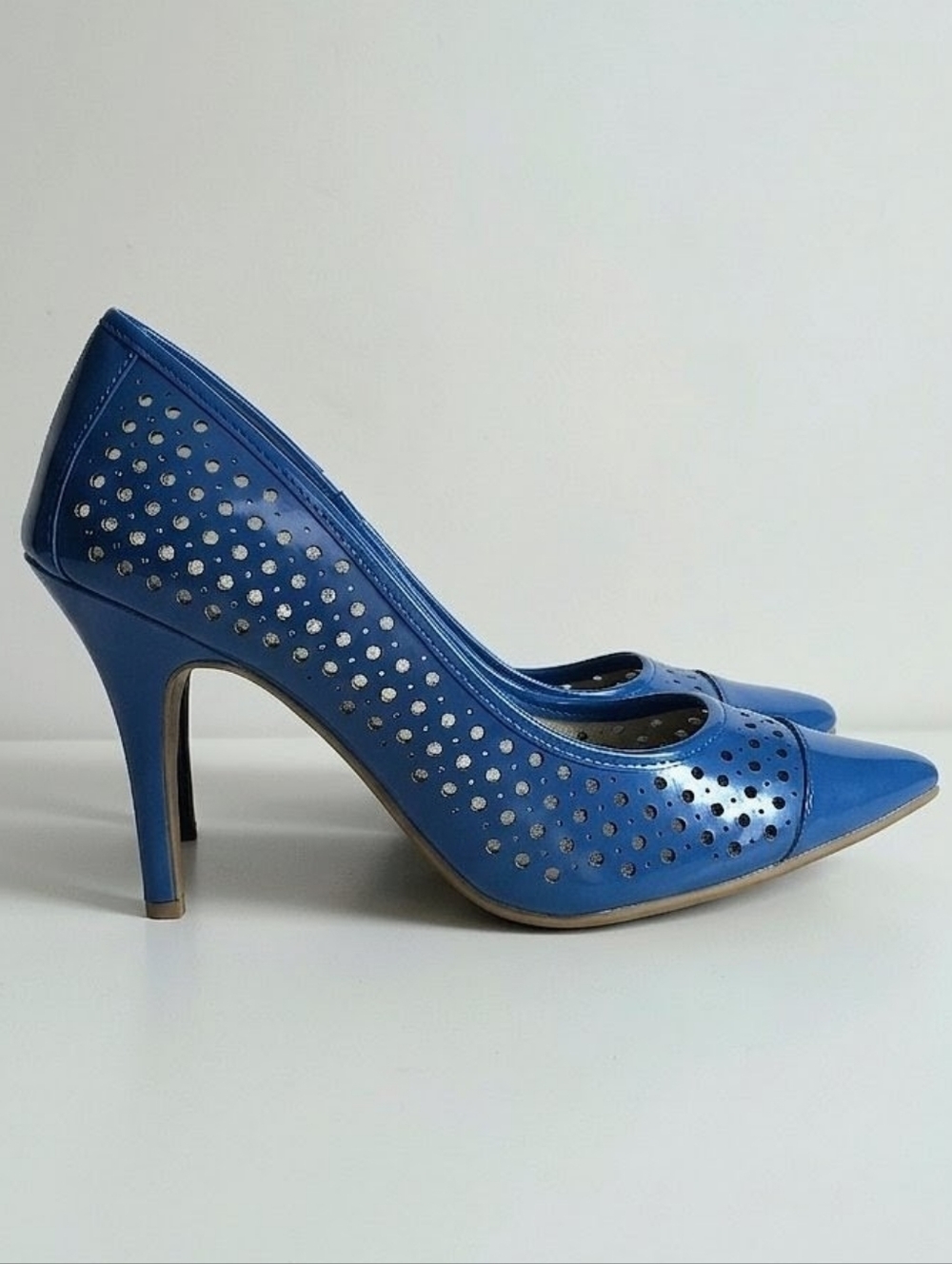 Christian Siriano For Payless Blue Perforated Heels Size 8 NWT